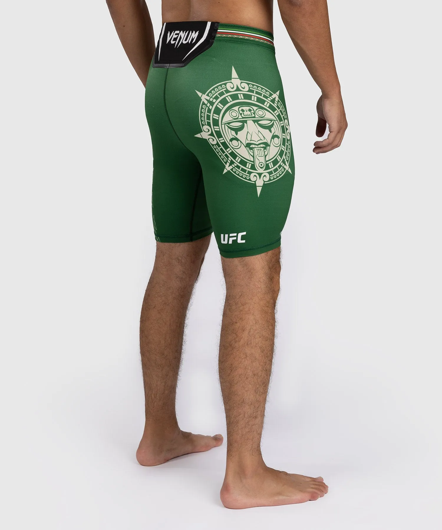 Noche UFC by Venum Authentic Fight Night Men’s Vale Tudo Short - Green