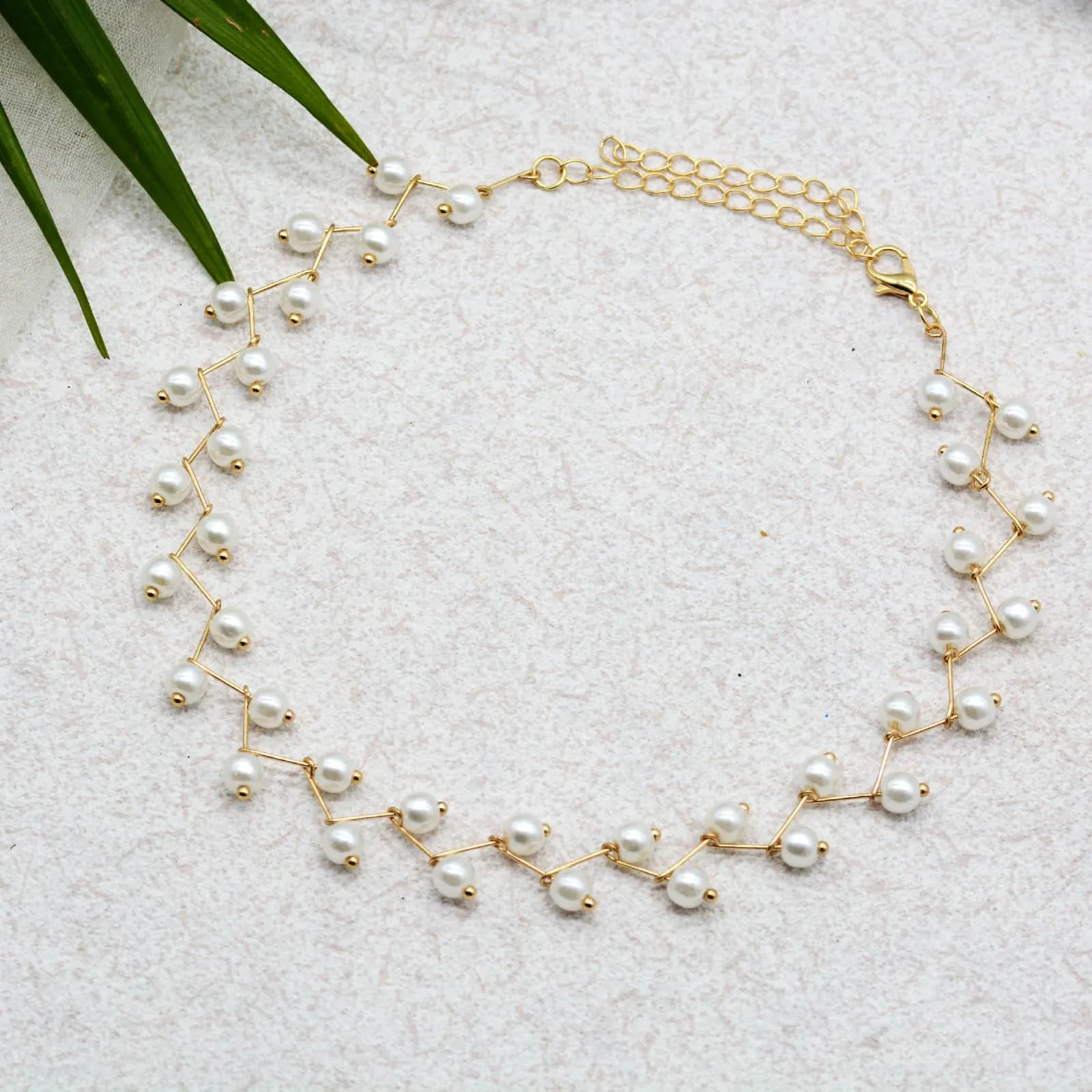 Pearl Bar Gold Choker