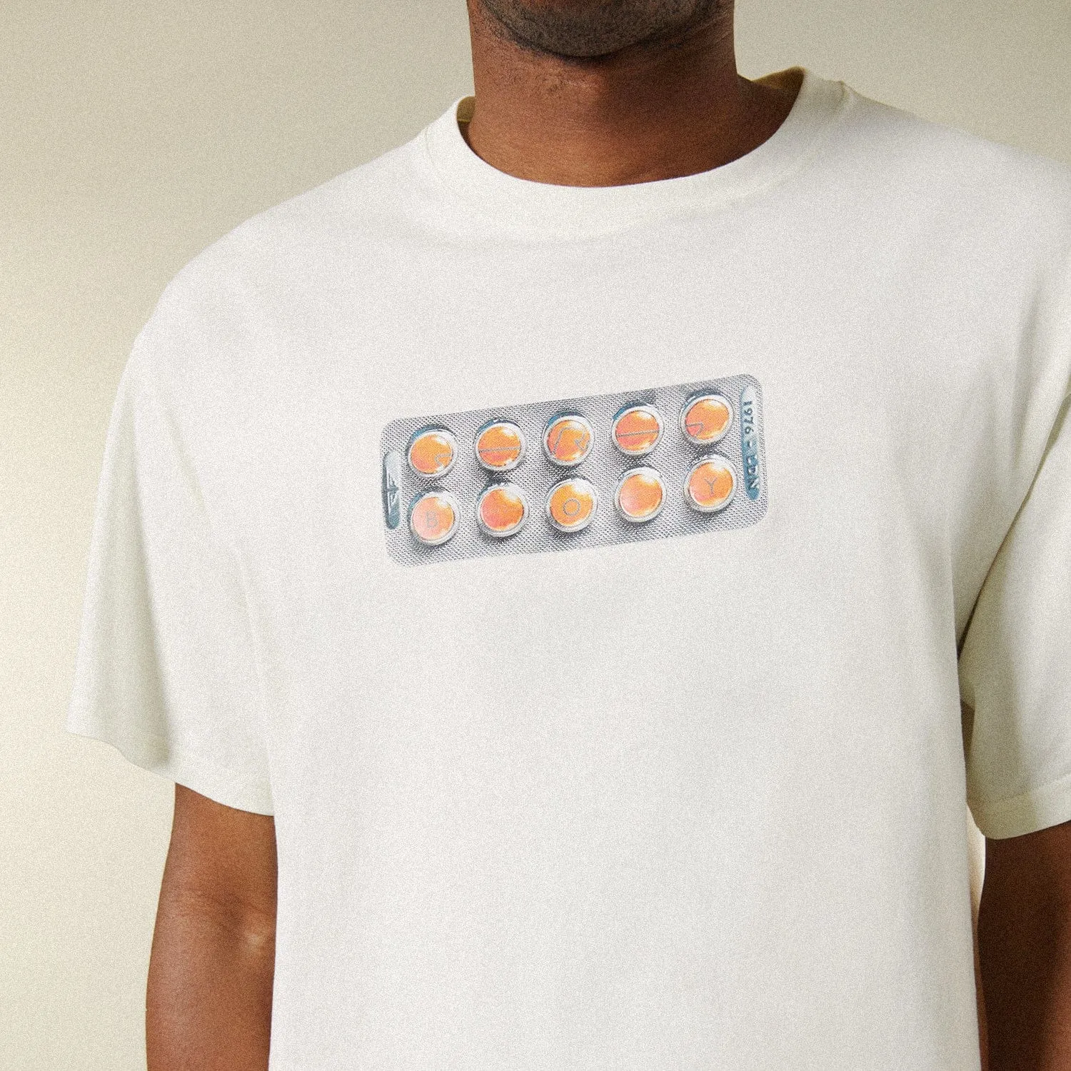 PILL T-SHIRT - OFF WHITE