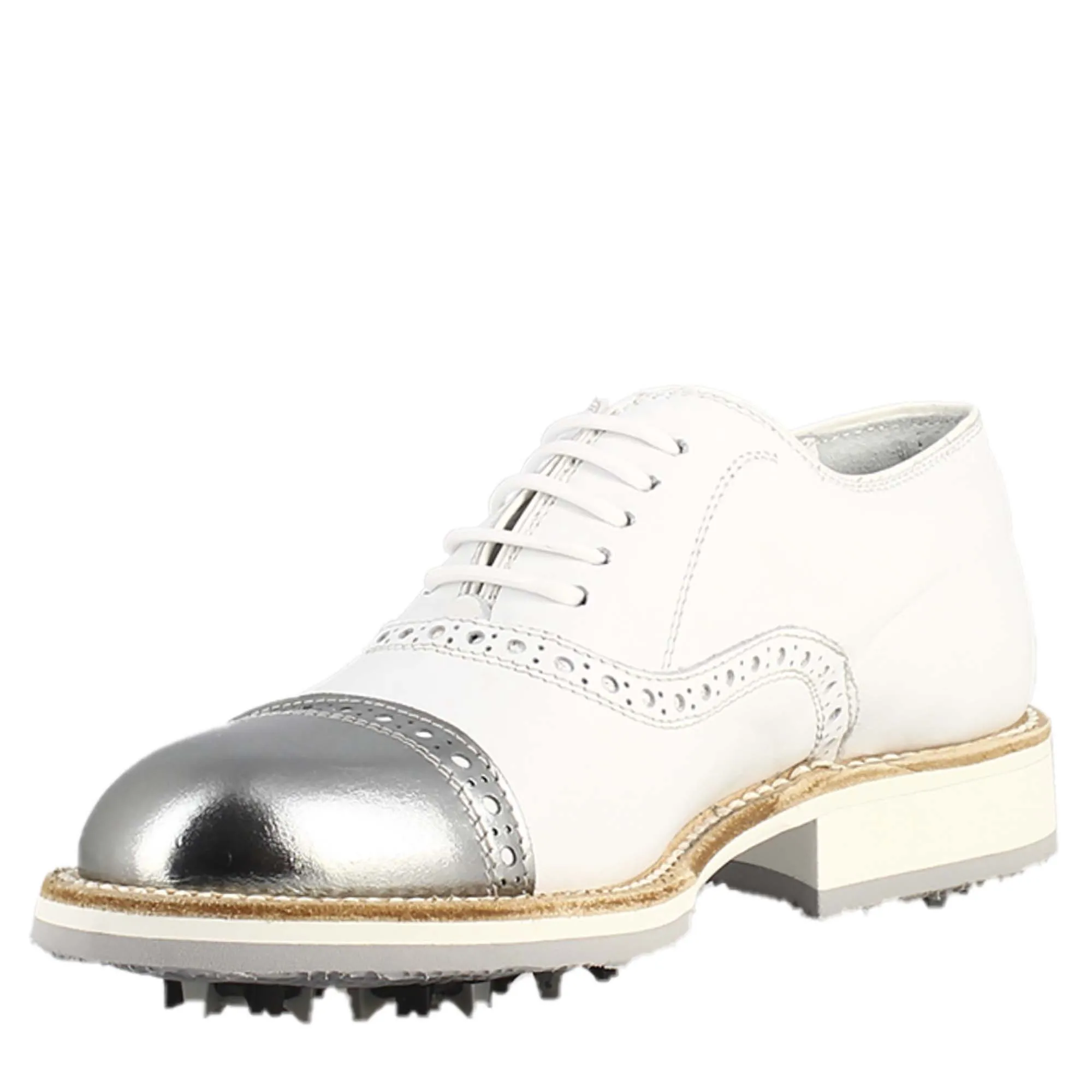 Scarpe golf da uomo artigianali in pelle bianco e dettagli in argento